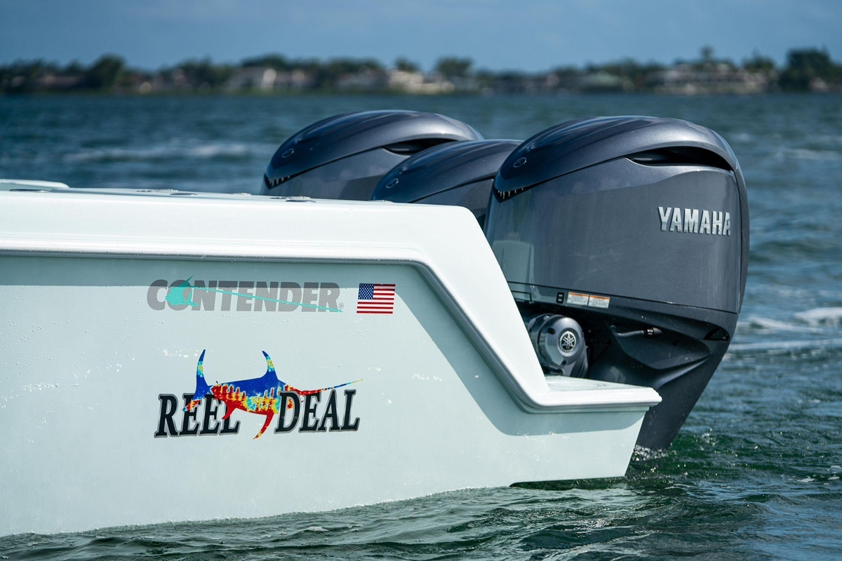 2025 Contender 39 ST - Sold Boat