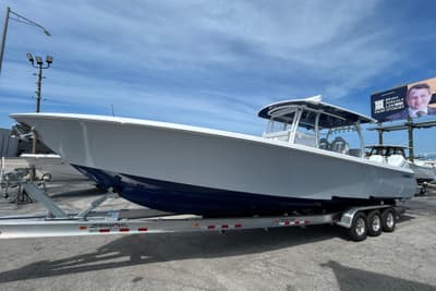 BOATZON | Contender 39 ST 2026