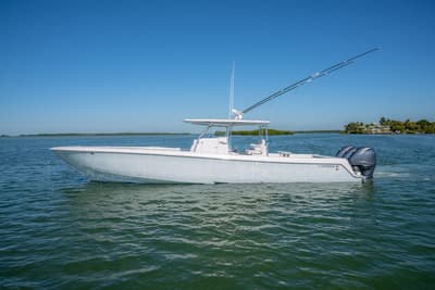 BOATZON | Contender 44 ST 2020