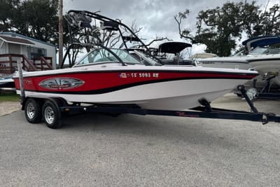 BOATZON | Correct Craft Air Nautique 216 Limited 2004