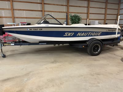 BOATZON | Correct Craft Closed Bow Ski Nautique EFI 1999