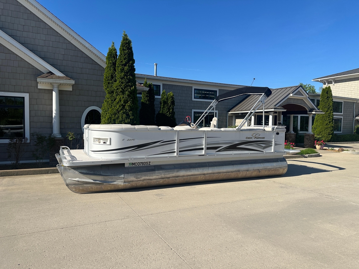 2007 Crest 22 II LM - Sold Boat
