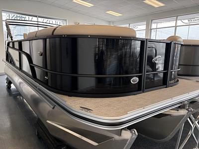 BOATZON | Crest 220 SLSC 2025