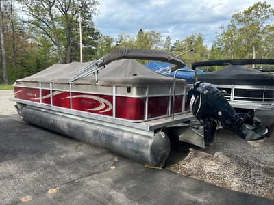 BOATZON | Crest 23 CLASSIC XR 2011