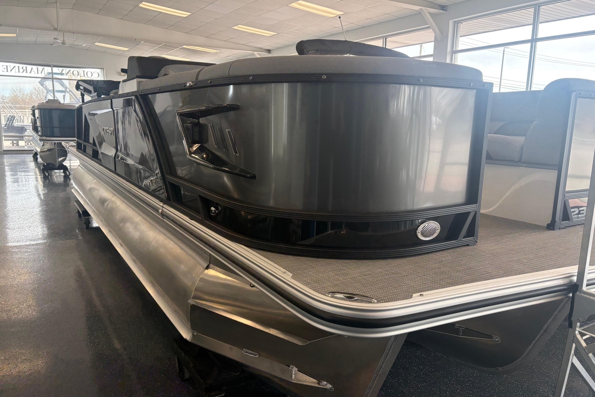 2026 Crest 230 SLRC caribbean - Sold Boat