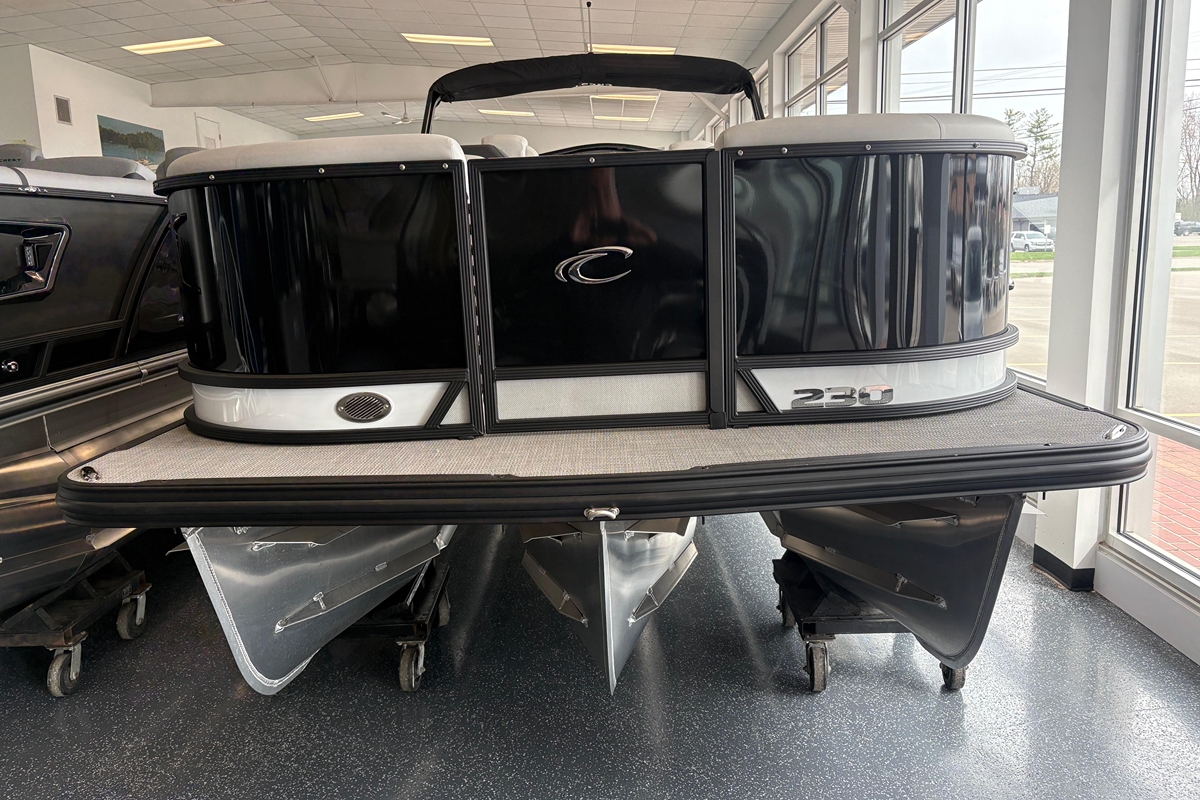 2026 Crest 230 SLRC caribbean - Sold Boat