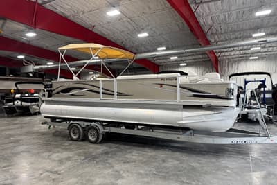 BOATZON | Crest 25 II XRS 2008