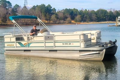BOATZON | Crest 25 Pontoon 2000