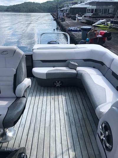 BOATZON | Crest Caliber 2018 BOATZON | Crest Caliber 2018