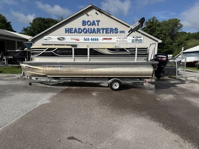 BOATZON | Crest Caribbean 230 Series 2013