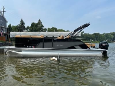 BOATZON | Crest Classic 220 2025