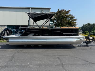 BOATZON | Crest Classic 220 2025