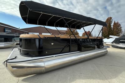 BOATZON | Crest Classic 220 2025