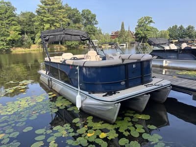 BOATZON | Crest Classic 220 SLC Tritoon 2025