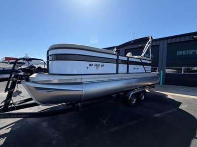 BOATZON | Crest Classic DLX 220 L 2021