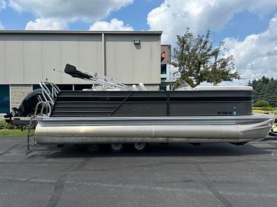 BOATZON | Crest Classic DLX 220 SLSC 2022 BOATZON | Crest Classic DLX 220 SLSC 2022