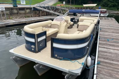 BOATZON | Crest Classic DLX 240 L 2021