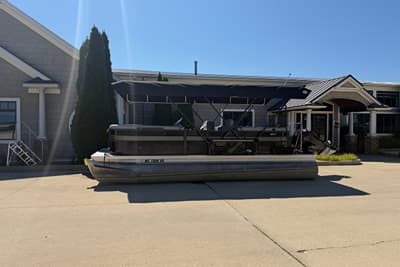 BOATZON | Crest Classic DLX SLC 220 2022