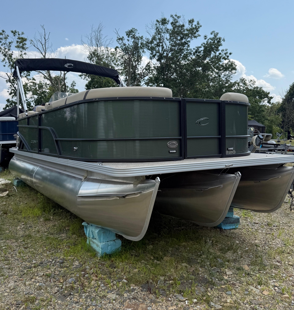 2024 Crest Classic LX 220 - Sold Boat