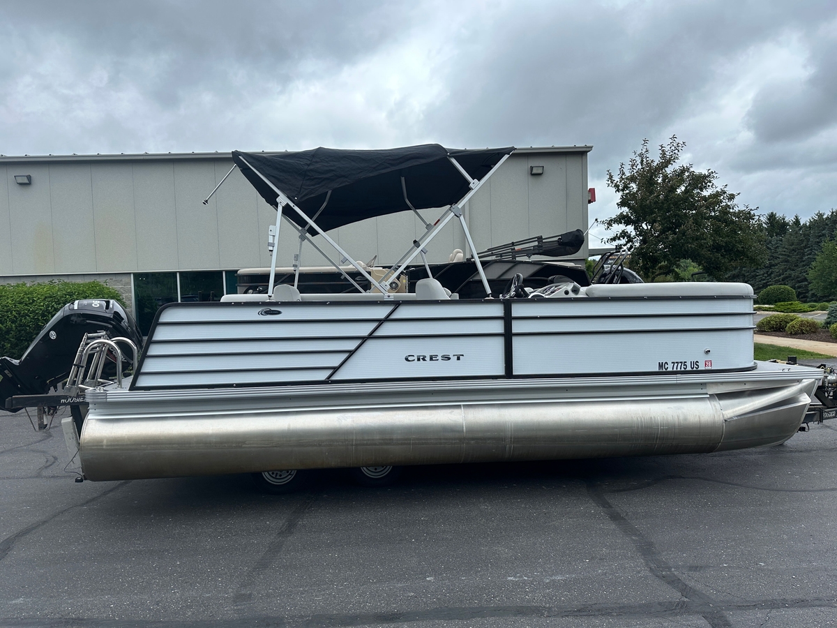 Crest Classic LX 220 SLS 2022