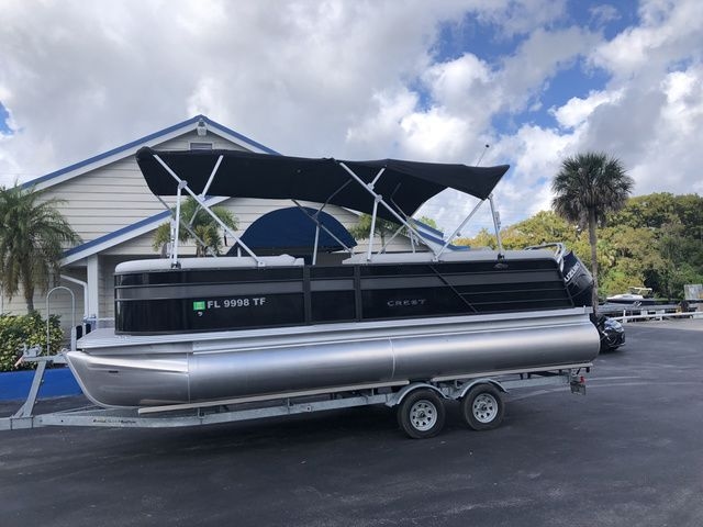 2022 Crest Classic LX 220 SLS - Sold Boat