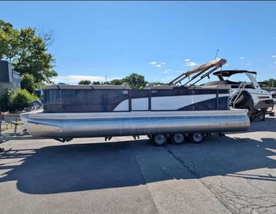 BOATZON | Crest Classic LX 240 L 2023