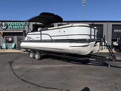 BOATZON | Crest Classic Platinum 240 SLS 2023