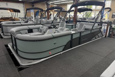 BOATZON | Crest Conquest 210 SLSC 2026