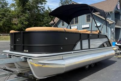 BOATZON | Crest Conquest 215 SLS 2026 BOATZON | Crest Conquest 215 SLS 2026