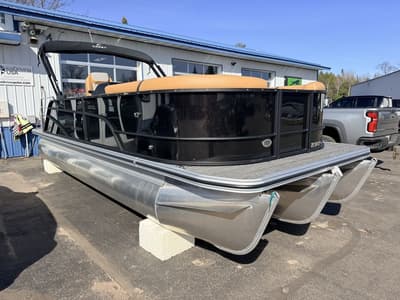 BOATZON | Crest Conquest 230 SLSC 2026