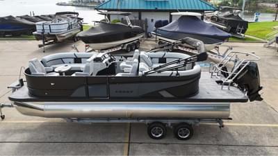 BOATZON | Crest Conquest 230 Tritoon 2026 BOATZON | Crest Conquest 230 Tritoon 2026