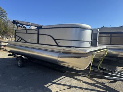 BOATZON | CREST CONQUEST SE 200 2026