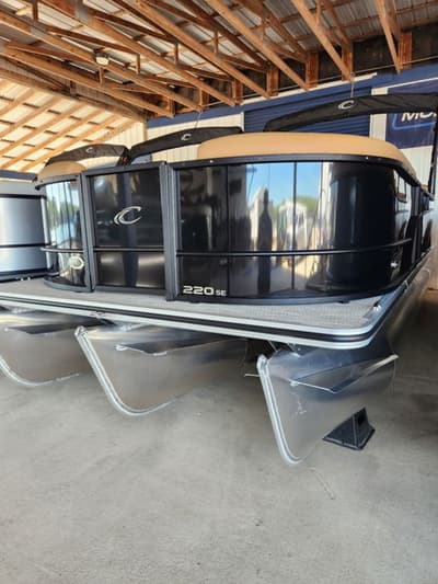 BOATZON | Crest Conquest SE 220 SLC 2026