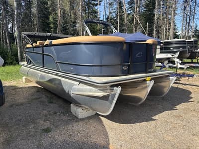 BOATZON | Crest Conquest SE 220 SLC 2026