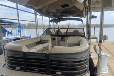 BOATZON | Crest CONTINENTAL 250 L 2017