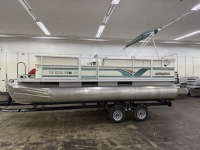 BOATZON | Crest DLX 18 2000
