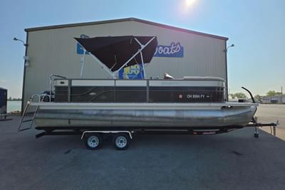 BOATZON | Crest III 230 SL 2015