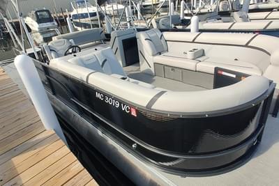 BOATZON | Crest III 240 SLS 2024