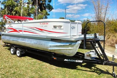 BOATZON | Crest LE 2270 2007