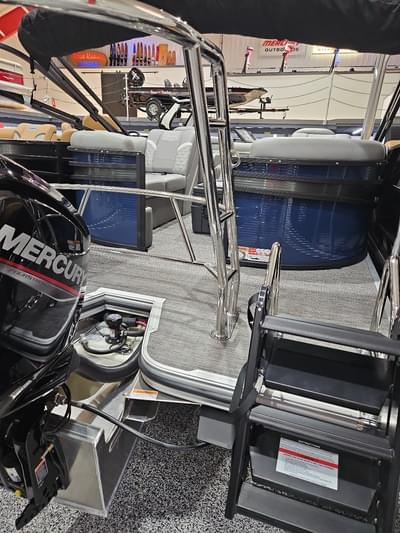 BOATZON | Crest Pontoons 220 SLC 2025 BOATZON | Crest Pontoons 220 SLC 2025