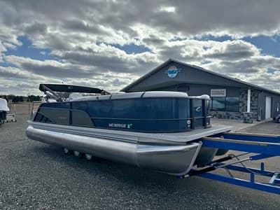 BOATZON | Crest Pontoons Classic DLX SLSC 2023