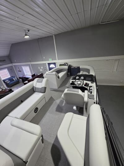 BOATZON | Crest Pontoons CONQUEST SE 220 CRUISE 2026 BOATZON | Crest Pontoons CONQUEST SE 220 CRUISE 2026