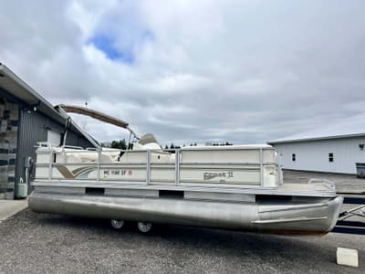 BOATZON | Crest Pontoons Crest II 2001 BOATZON | Crest Pontoons Crest II 2001