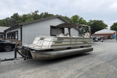 BOATZON | Crest Pontoons III 22 1999 BOATZON | Crest Pontoons III 22 1999