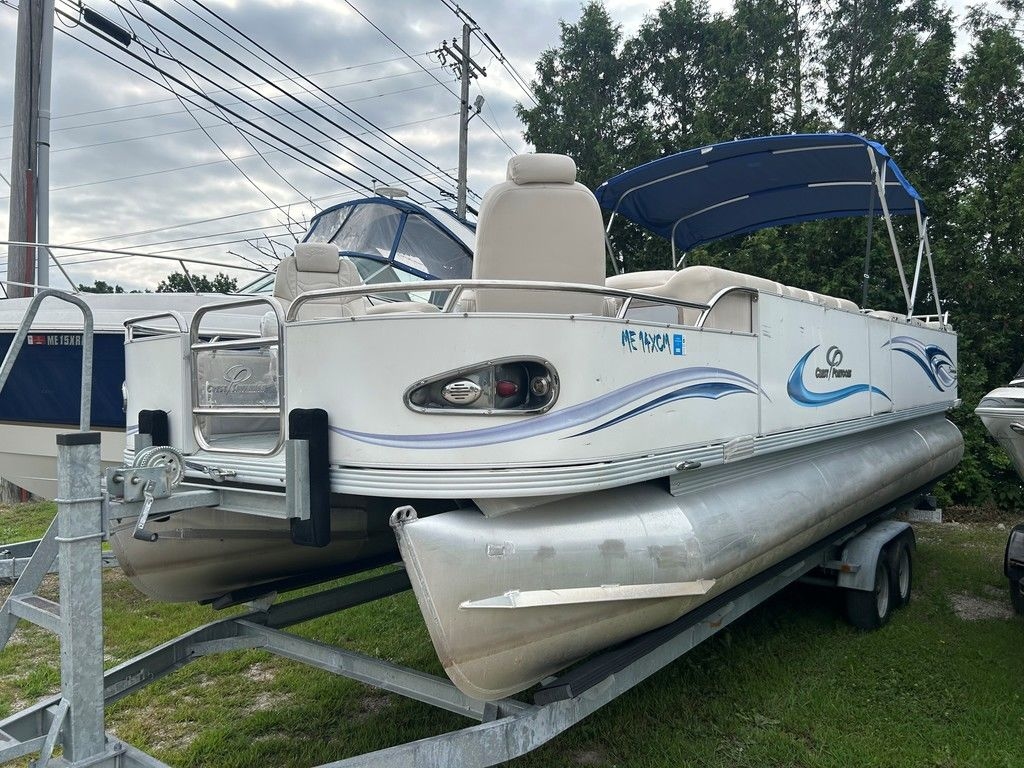 2006 CREST SAVANNAH LSTX - Sold Boat