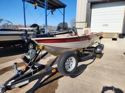 BOATZON | Crestliner 1600 Angler SC 2002