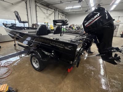 BOATZON | Crestliner 1700 Ridge 2021