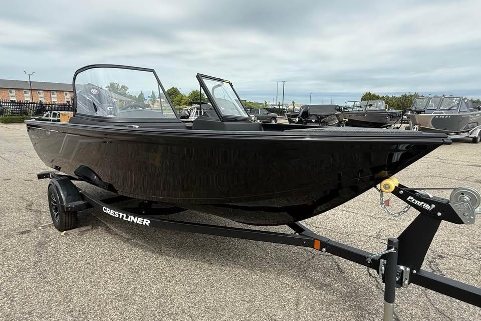 2026 Crestliner 1750 Hawk - Sold Boat