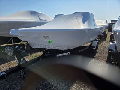 BOATZON | Crestliner 1750 Hawk 2027 BOATZON | Crestliner 1750 Hawk 2027