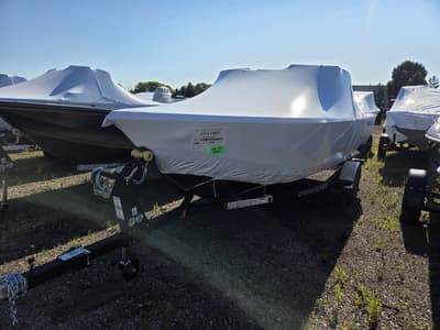 BOATZON | Crestliner 1750 Hawk 2027 BOATZON | Crestliner 1750 Hawk 2027